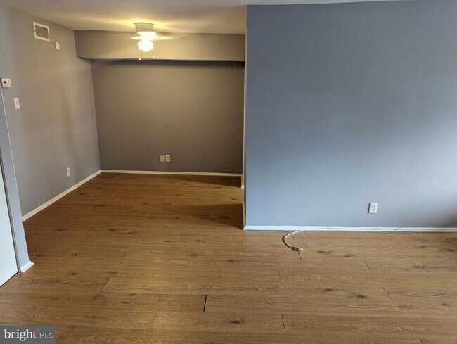 Building Photo - 3918 Stone Gate Dr
