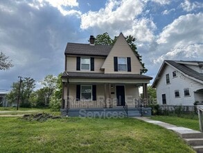 Building Photo - 617 Westwood Ave