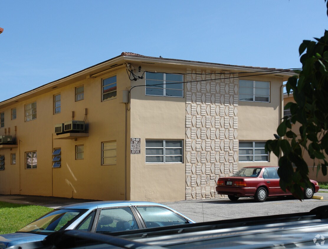 Foto del edificio - 1437 SW 5th St