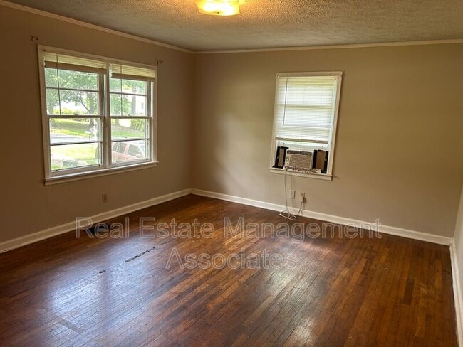 Building Photo - 314 Hammond Dr