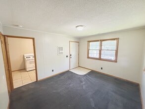 Building Photo - 420 Jackson St
