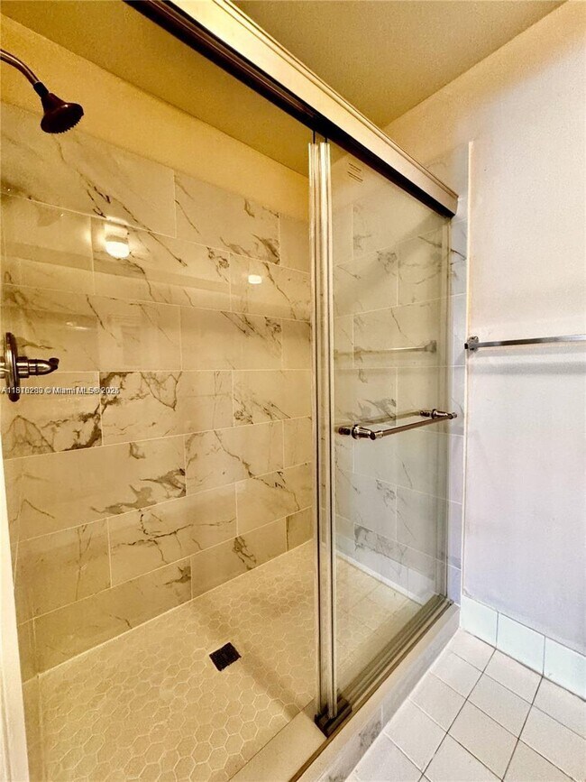 Foto del edificio - 6968 SW 39th St