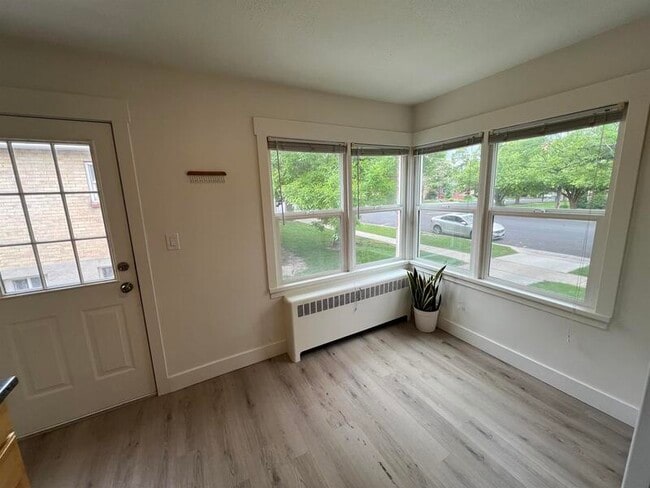 Building Photo - 616 N 300 E