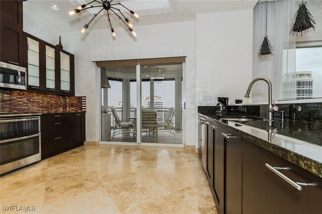 Foto del edificio - 4951 Bonita Bay Blvd