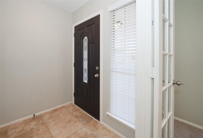 Building Photo - 3115 Williams Cir