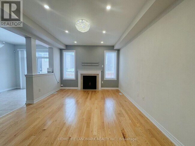 Photo du bâtiment - 36 Applegate Dr