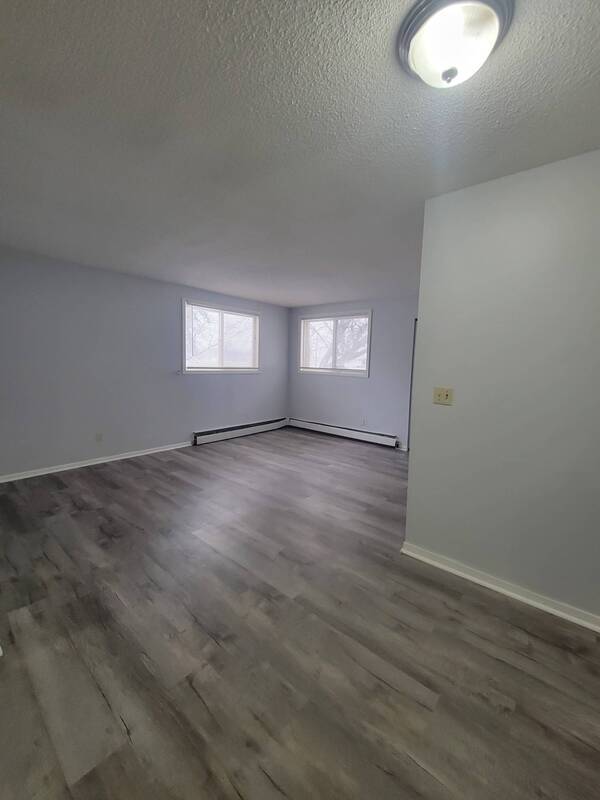 310 Lawson Ave E Unit 2, Saint Paul, MN 55130 Condo for Rent in Saint