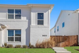 Building Photo - 3432 Vista Highlands Ln