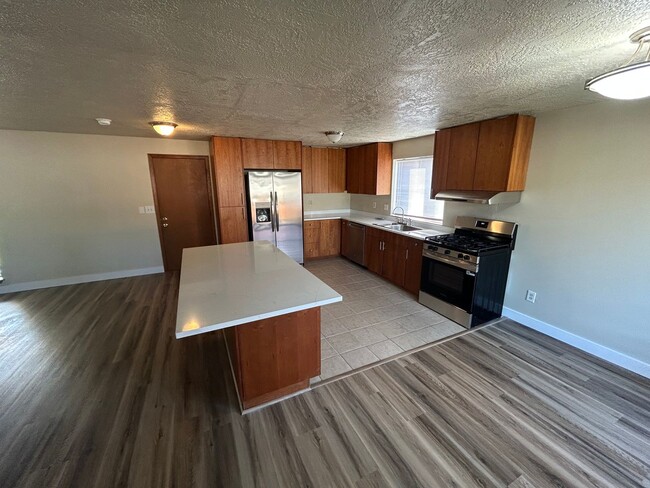 Building Photo - Renovated 3 Bedroom, 2 Bath Home in Newberg