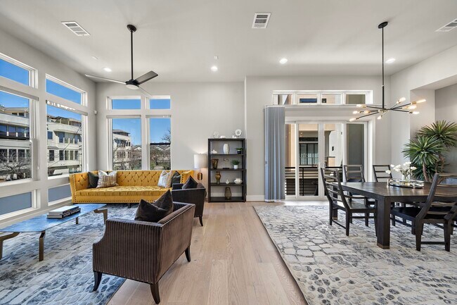 Foto del edificio - 3515 Hutchins St