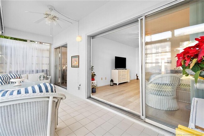 Foto del edificio - 2929 SE Ocean Blvd