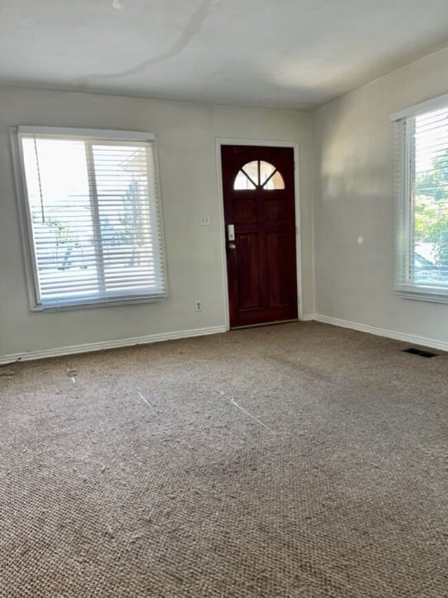 Building Photo - 3436 S 1100 E