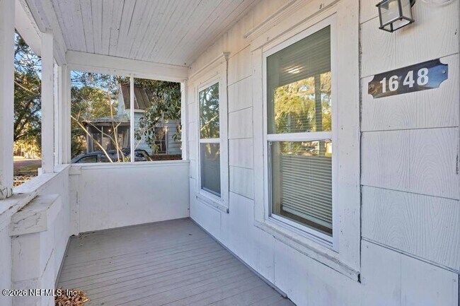 Building Photo - 1648 W 36th St