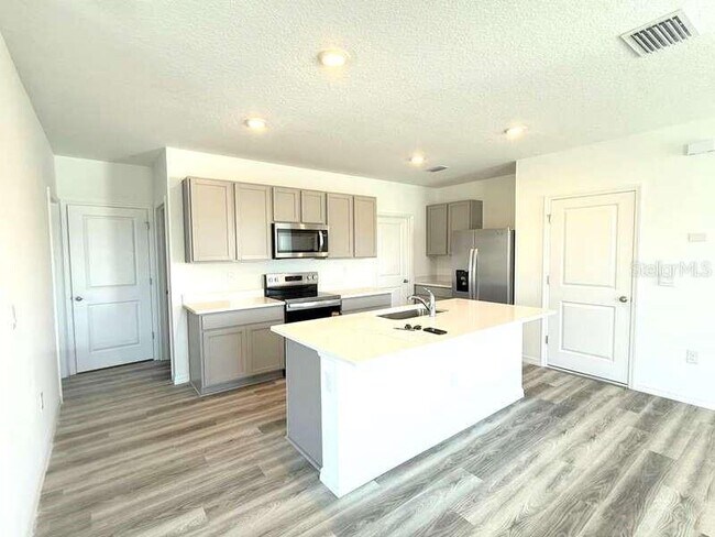 Foto del edificio - 32893 Osprey Peak Wy