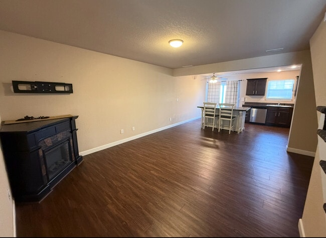 Foto del edificio - 258 N Pointe Ln