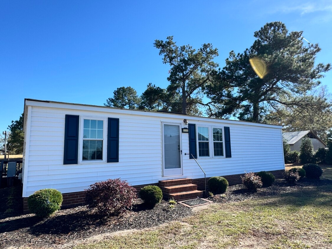 Foto principal - 3739 Whispering Pines Dr