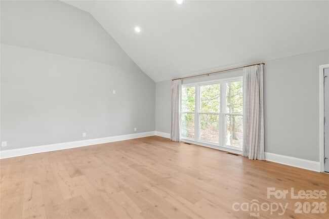 Building Photo - 3800 Terrebonne Ct