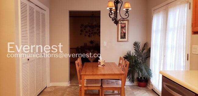 Foto del edificio - 10550 Bridgemor Dr