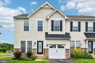 Building Photo - 1701 Hayle Dr