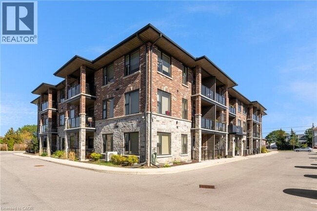 Building Photo - 257 Millen Rd