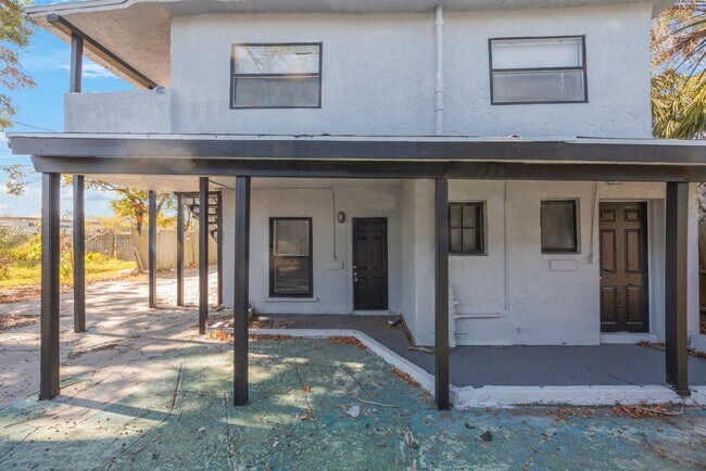 Photo - 935 Union St S Apartment