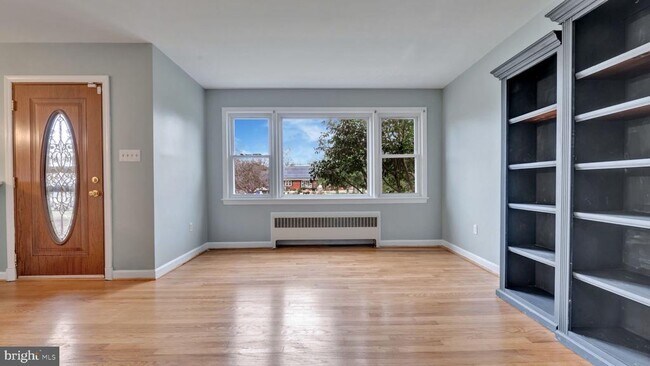 Foto del edificio - 6503 Horseshoe Rd