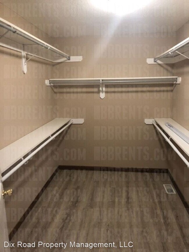 Foto del edificio - 5 br, 4 bath House - 2027 Munich Avenue,