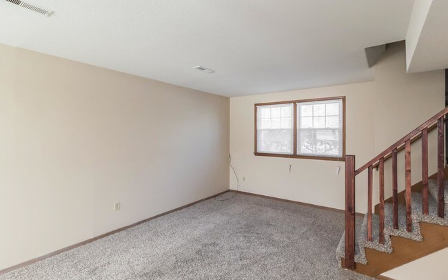 Building Photo - 4724 Merced St