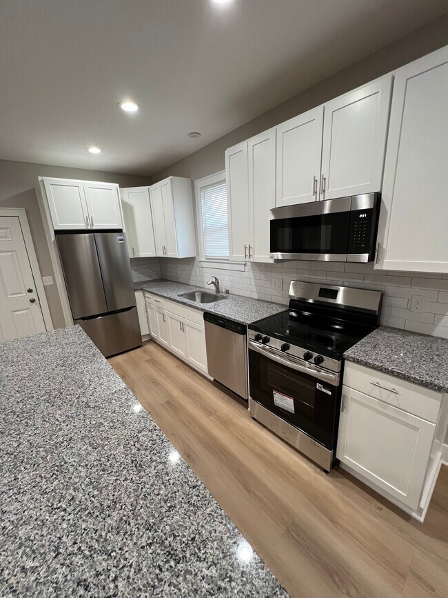 Foto del edificio - 2756 N Booth St