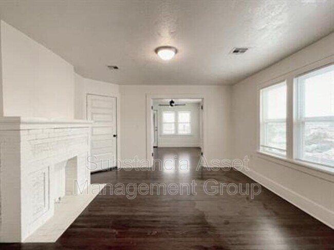Foto del edificio - 613 NW 6th St