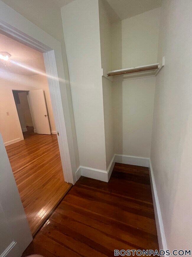 Foto del edificio - 27 Forest St