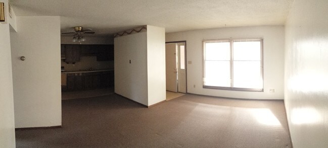Building Photo - 1004 Seminary St