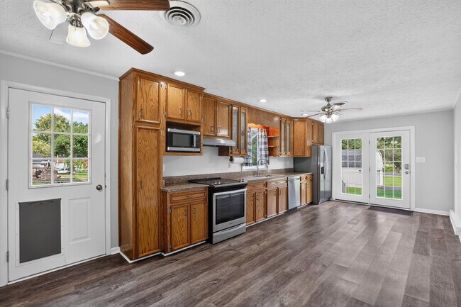 Foto del edificio - 26646 Three Notch Rd