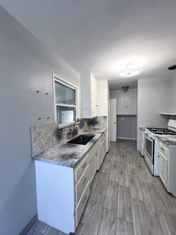 Foto del edificio - 1122 E Santa Fe Ave