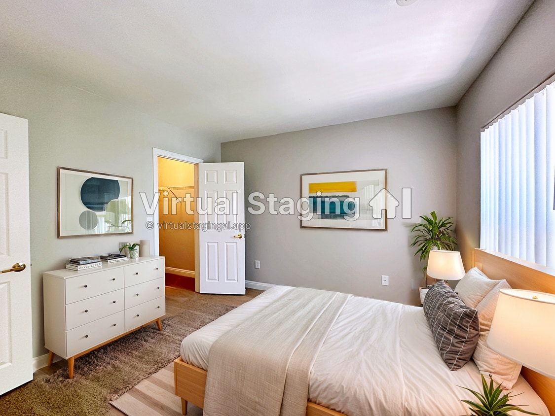 Primary Photo - 2 BEDROOM 2 BATH UPSTAIRS CONDO IN GATED S...