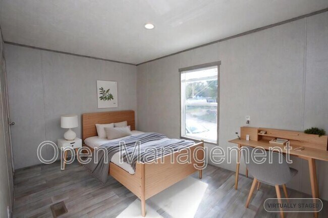 Foto del edificio - 7534 US-60