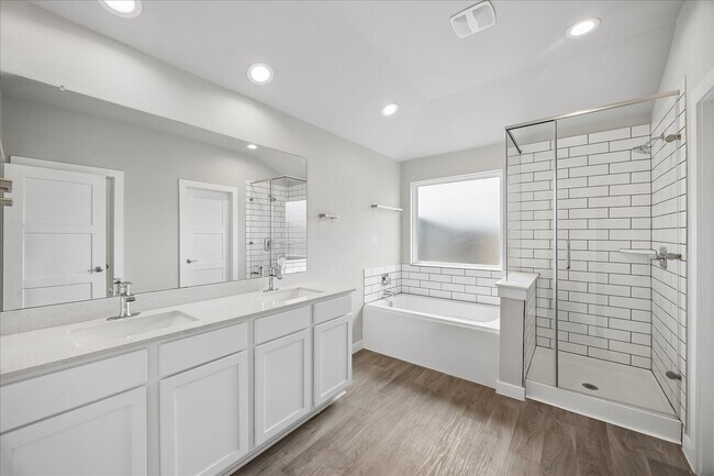 Building Photo - 12132 Bear River Dr