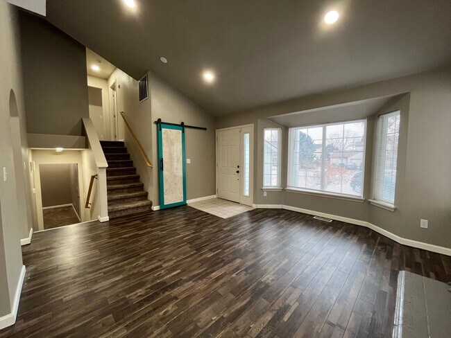 Foto del edificio - Discover your next,  Home~ Sweet ~ Home!