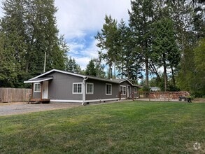 Building Photo - 4647 California Trail