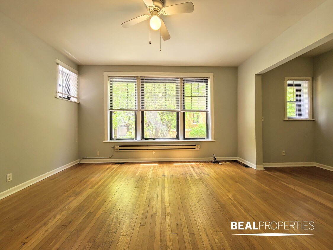 Foto principal - 721 W Barry Ave