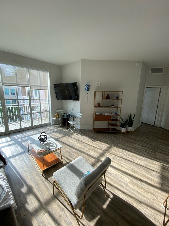 The Whitney WPB Apartments at 410 Evernia St West Palm Beach, FL