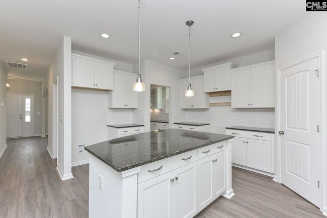 Building Photo - 154 Aldergate Dr