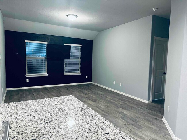 Foto del edificio - 4617 Corktree Ln