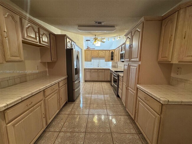 Foto del edificio - 11518 SW 172nd Terrace