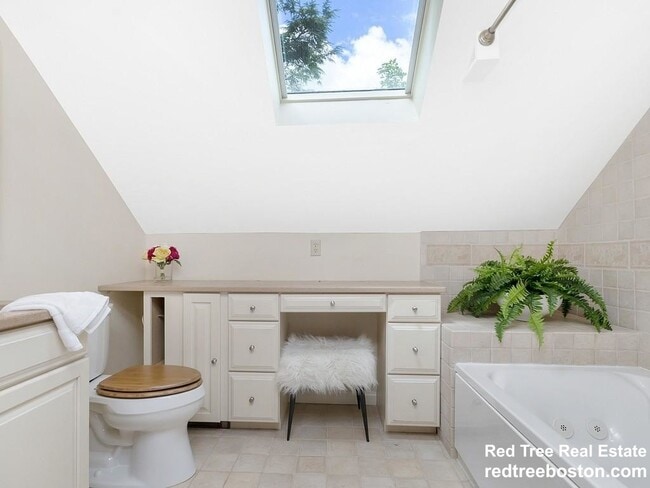 Photo - 68 Algonquin Rd Apartment