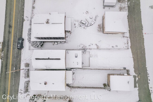 Foto del edificio - 2 br, 1 bath House - 218 Kline Avenue
