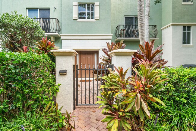 Foto del edificio - 34 NW 7th St