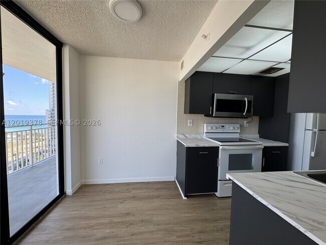 Foto del edificio - 210 174th St