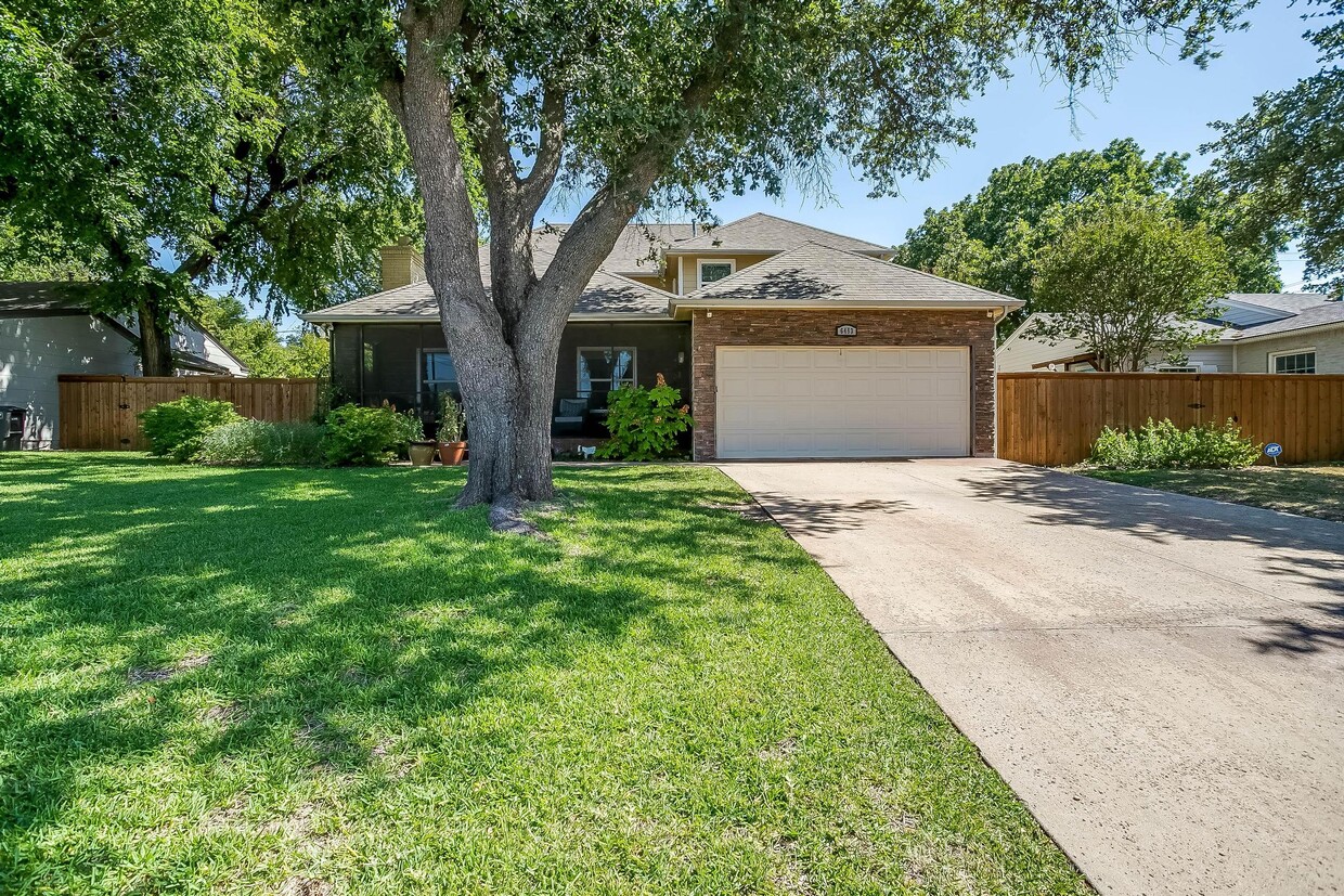 Foto principal - 6453 Calmont Ave