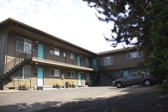 Building Photo - 3122 SE Belmont St